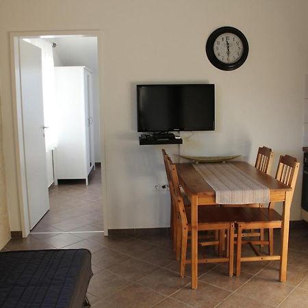 Apartment Nanito Трогір Екстер'єр фото