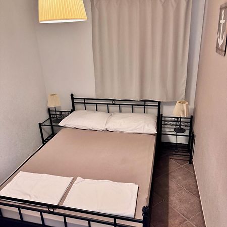 Apartment Nanito Трогір Екстер'єр фото