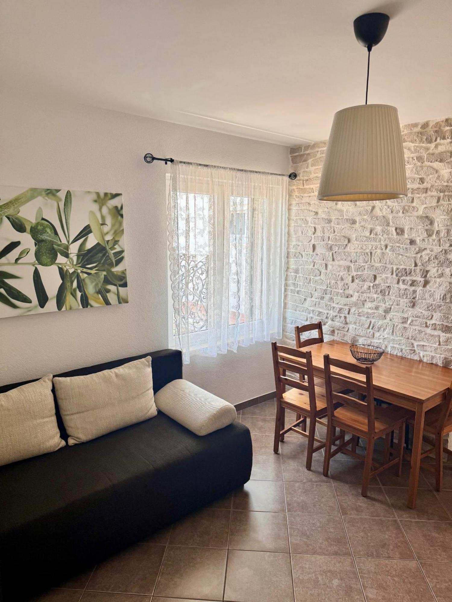 Apartment Nanito Трогір Екстер'єр фото
